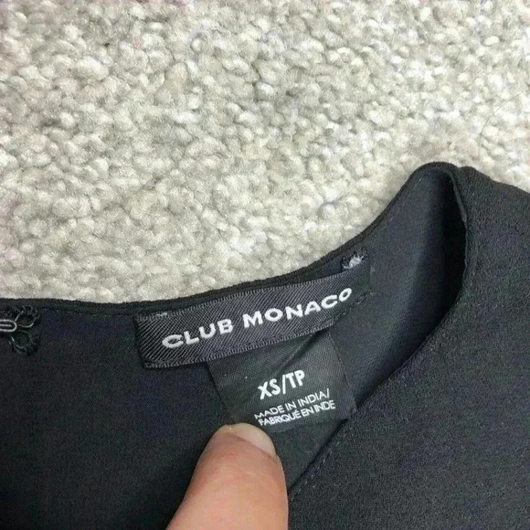 Club Monaco Cold Shoulder Top Sz XS Short Sleeves Black Color Lined Crop - Picture 4 of 8